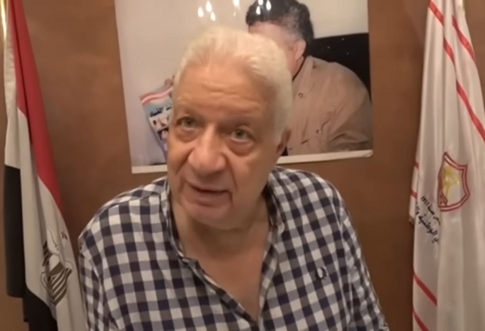 مرتضى منصور يعلن التنازل عن 40 بلاغا ضد جماهير الأهلي