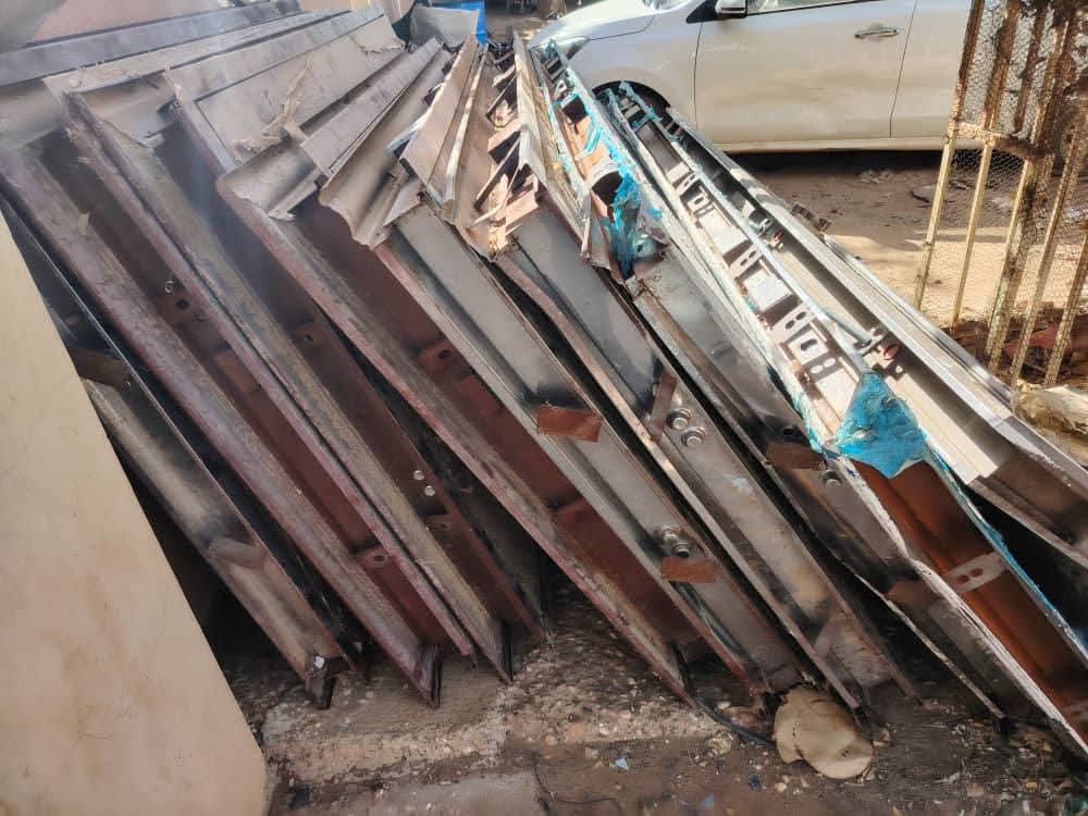 العثور على أبواب منازل الخرطوم في منزل الحاج يوسف