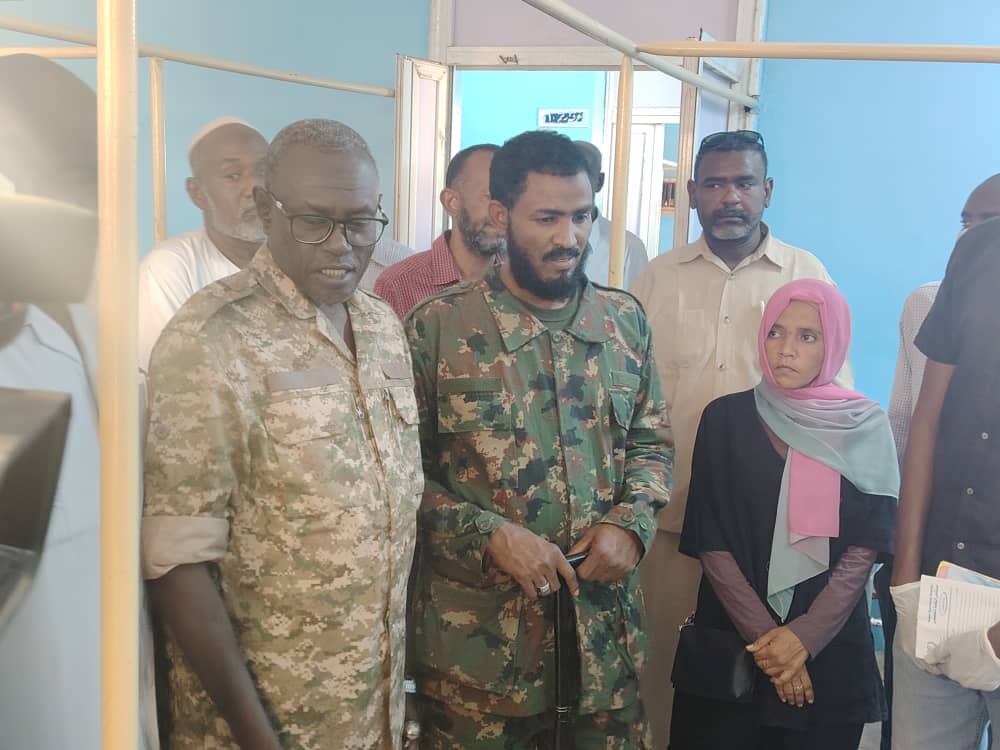 والي الخرطوم ووزير الشئون الدينية يدشنان برنامج الزكاة بتوزيع الدعم النقدي على المرضى بالمستشفيات