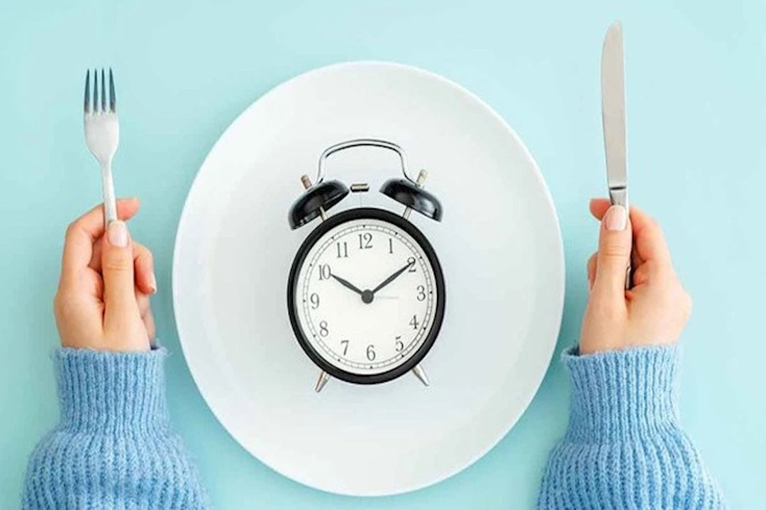 الصيام المتقطع أم تقليل السعرات الحرارية.. إيهما أفضل لإنقاص الوزن؟