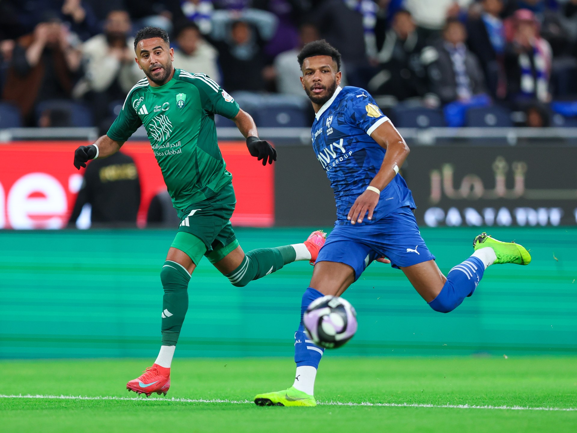 كلاسيكو سعودي ناري بين الهلال والأهلي في نصف نهائي أبطال آسيا