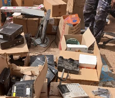 شرطة محلية الخرطوم تداهم منزلا لتجميع المسروقات