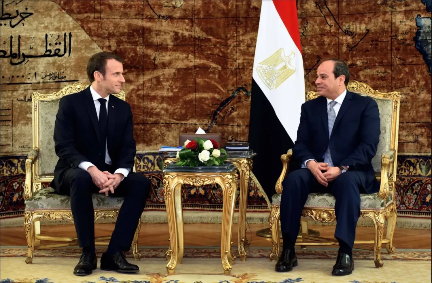 السيسي وماكرون يوقعان اتفاقية ترقية العلاقات بين مصر وفرنسا