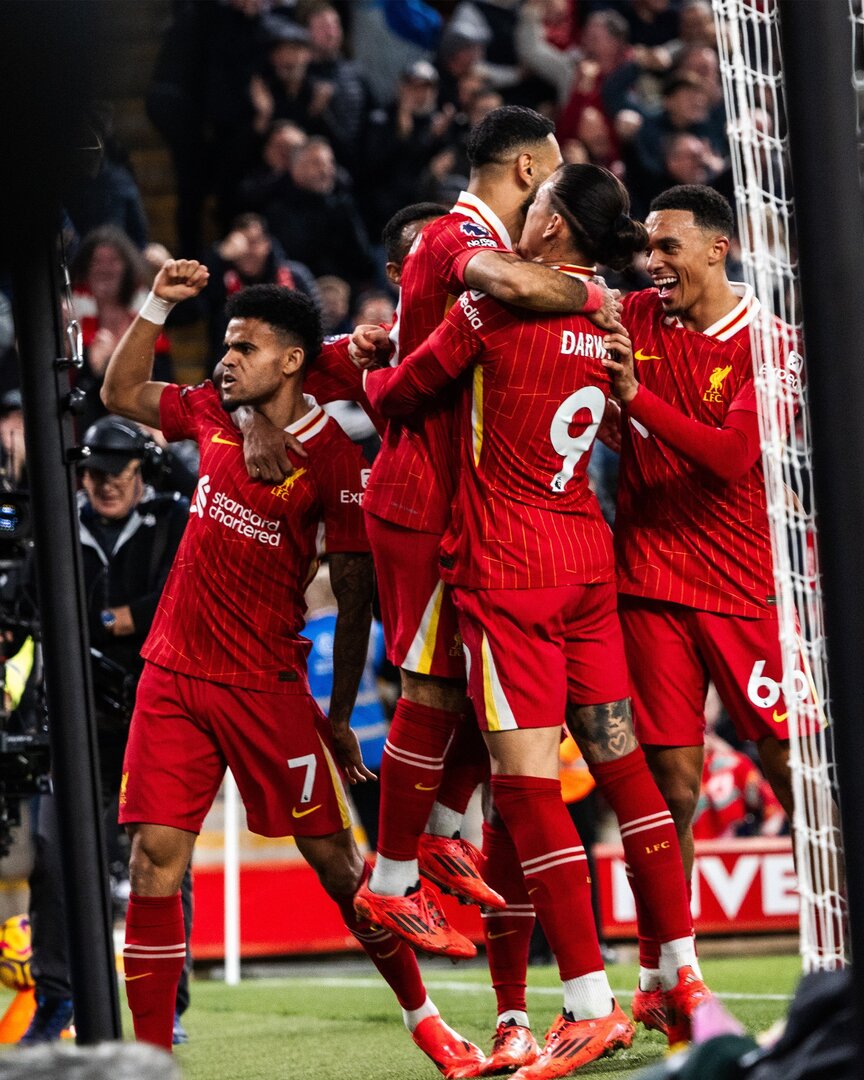 "نصف مليار يورو".. لماذا فضل محمد صلاح البقاء في ليفربول على ملايين الأندية السعودية؟