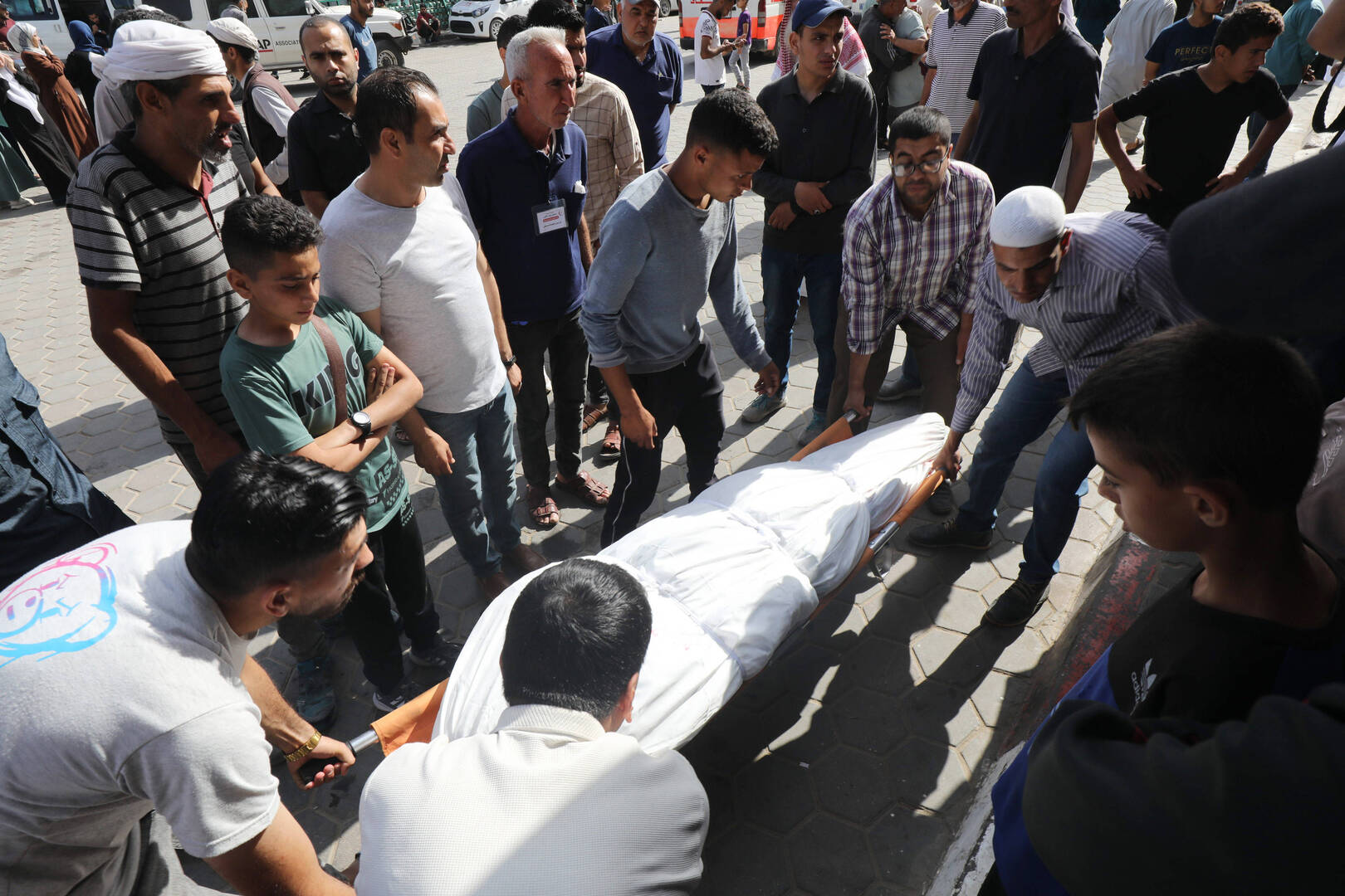 الجيش الإسرائيلي يواصل قصف غزة.. قتلى وجرحى وتدهور غير مسبوق في الأوضاع الإنسانية