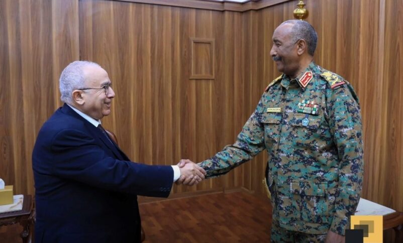 مبعوث أممي يناقش مع البرهان وقفاً فورياً لإطلاق النار