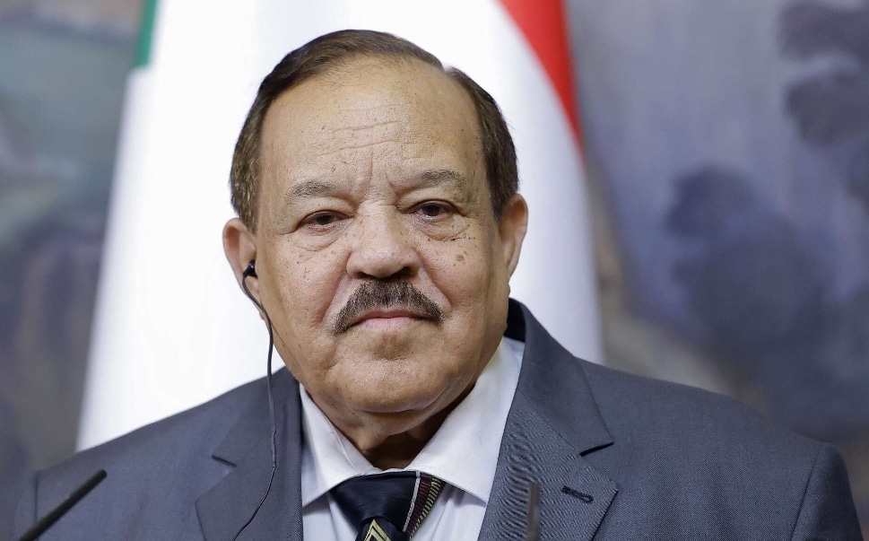كواليس إقالة وزير الخارجية.. أسرار الخلاف بين كباشي وعلي يوسف