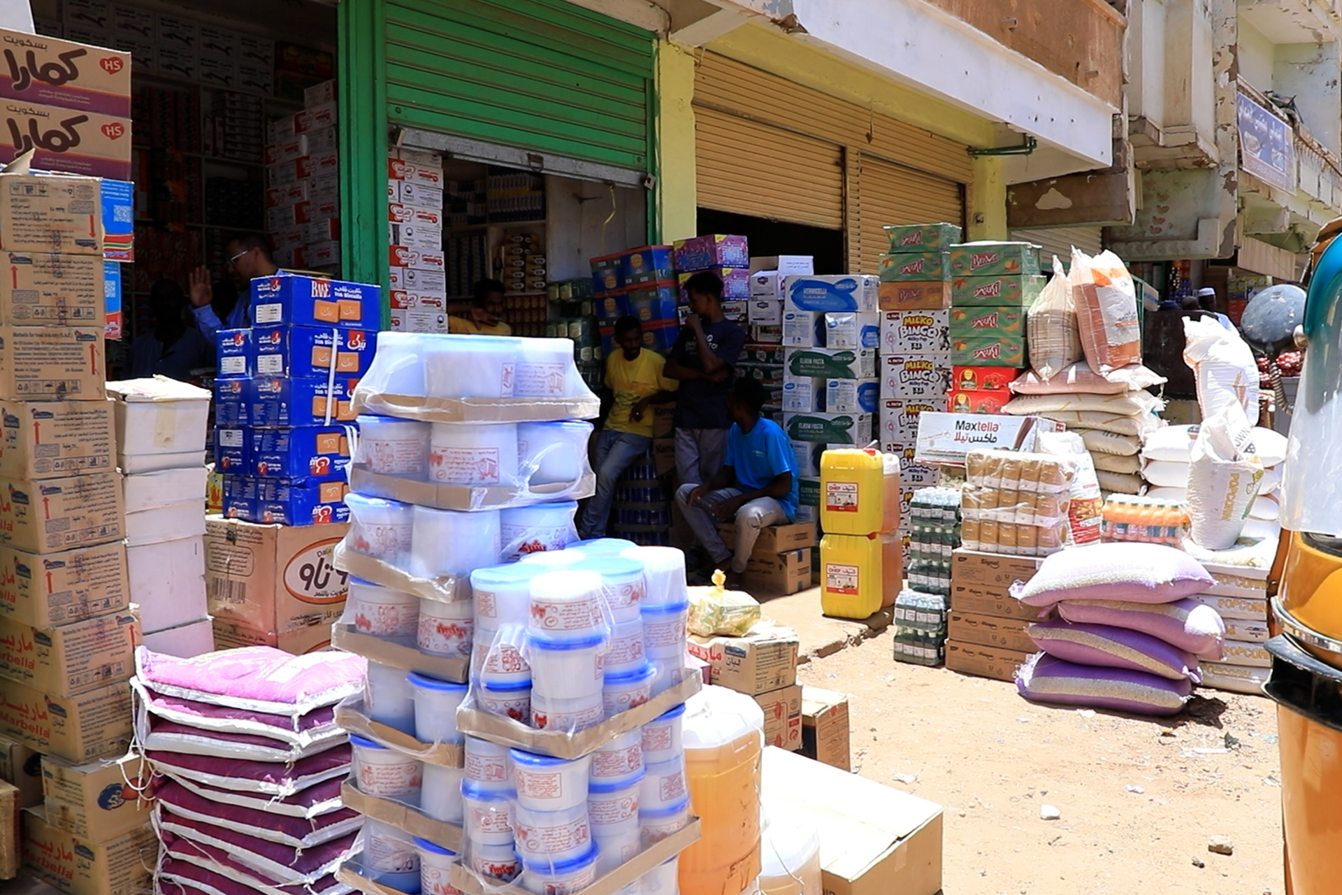 سوق أم درمان وجه آخر لعودة الحياة في السودان