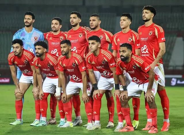 الاتحاد الأفريقي يعاقب الأهلي المصري