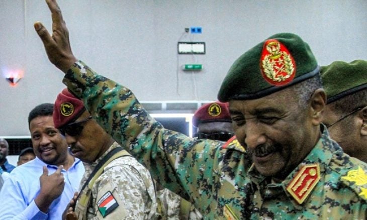 جون أفريك: القطيعة بين الخرطوم وأبوظبي.. الدلالات والأسباب