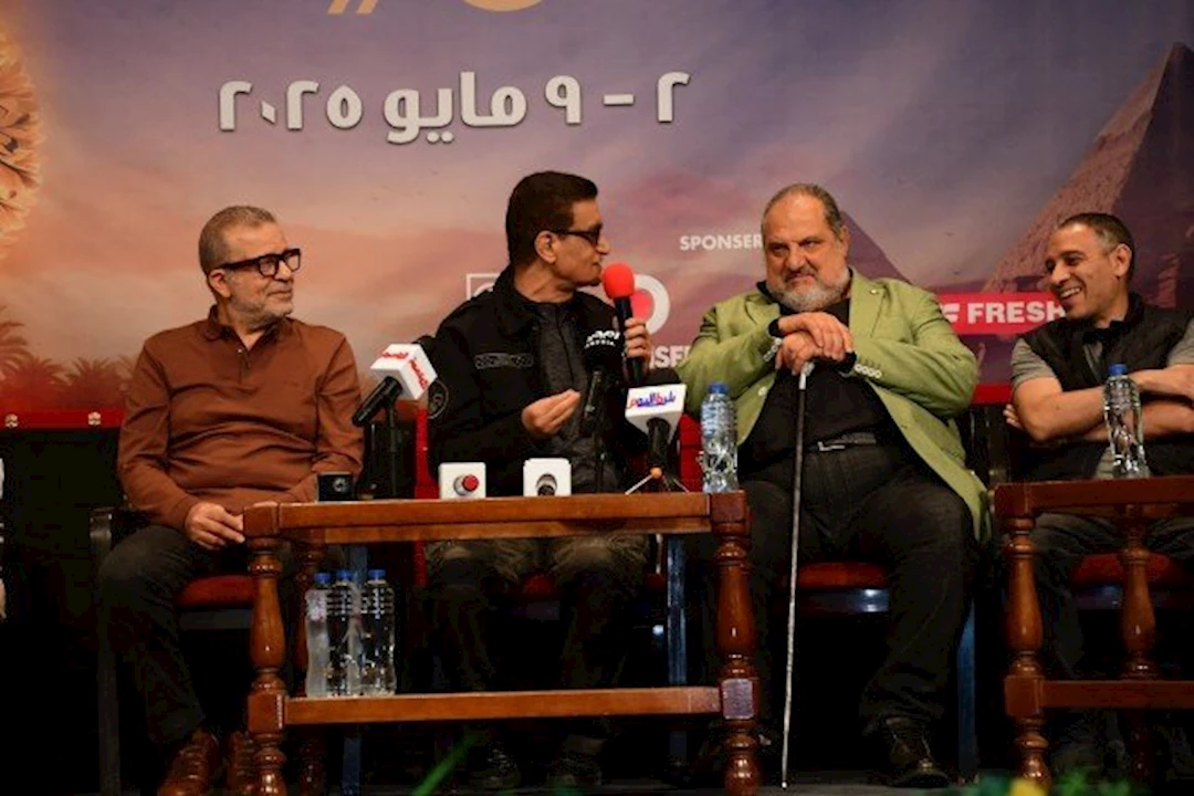 بعد ظهور خالد الصاوي بعكاز- إليك تفاصيل مرضه