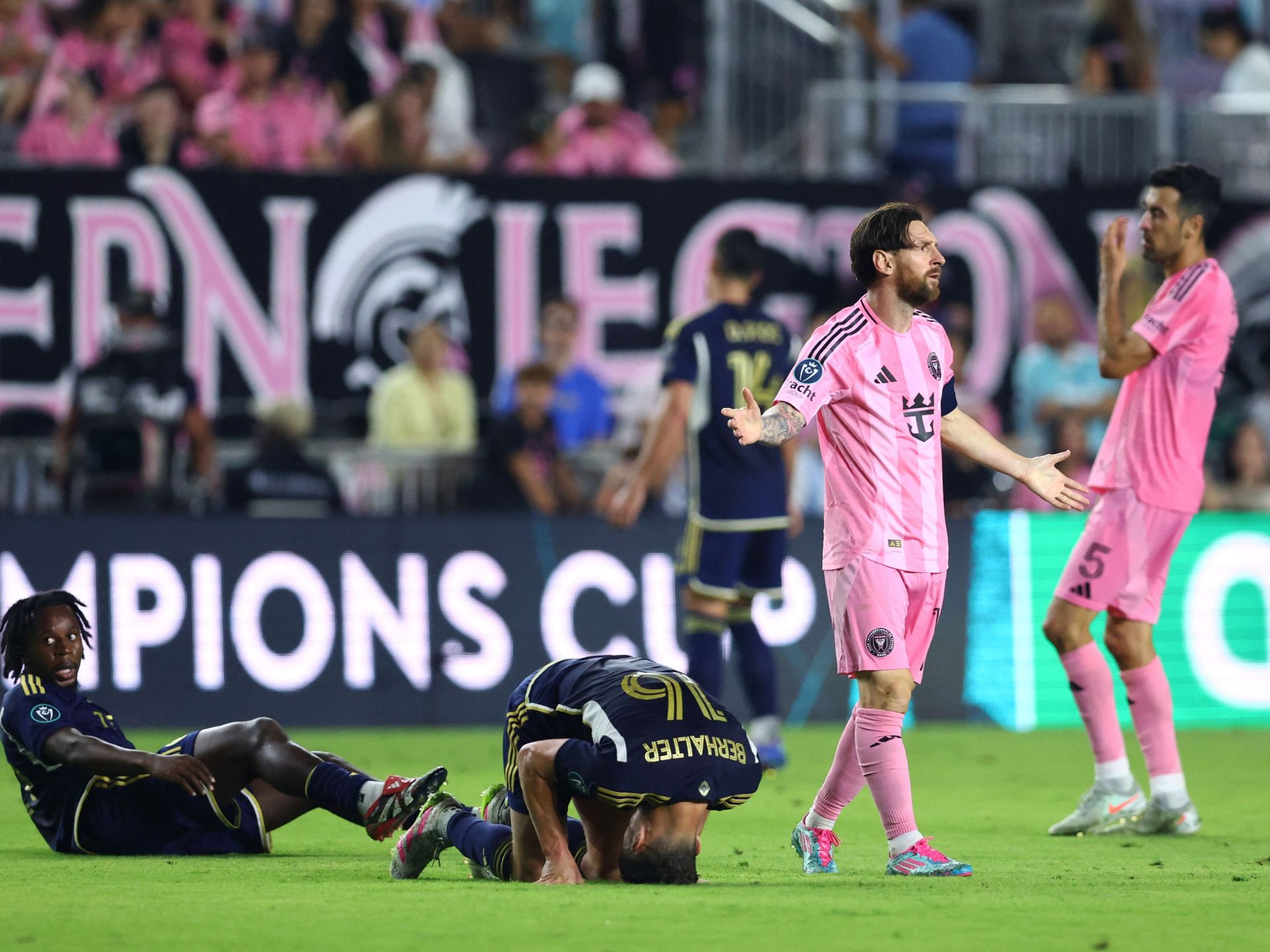 لماذا فشل ميسي وزملاؤه في التتويج بكأس الكونكاكاف؟