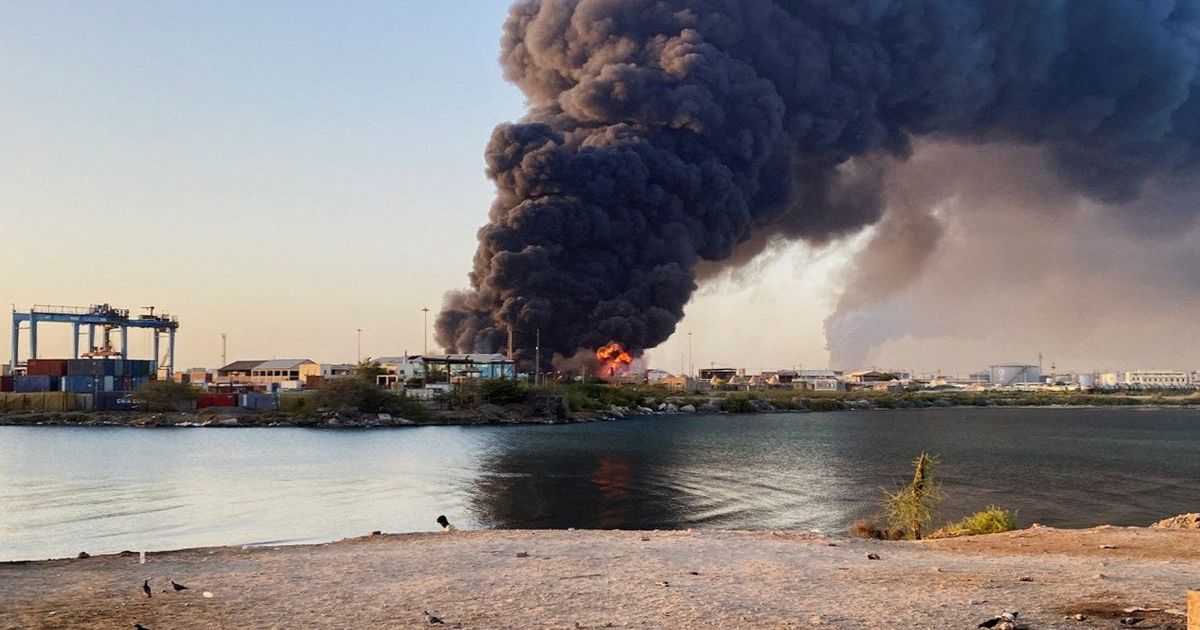 السودان.. هجوم بالمسيرات يستهدف مواقع استراتيجية في بورتسودان
