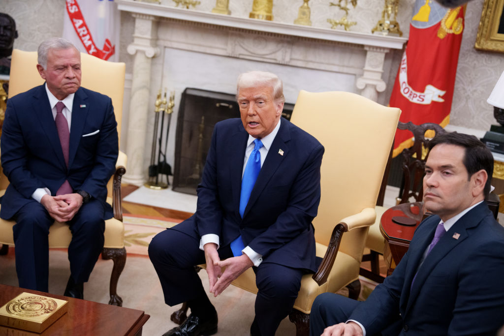 وزير خارجية أمريكا يبحث مع ملك الأردن الأوضاع في غزة وسوريا