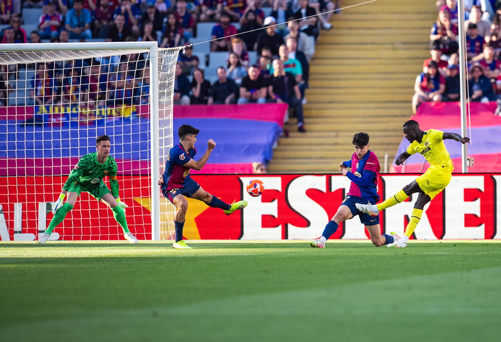 برشلونة يتلقى خسارته الأولى بالدوري الإسباني في 2025