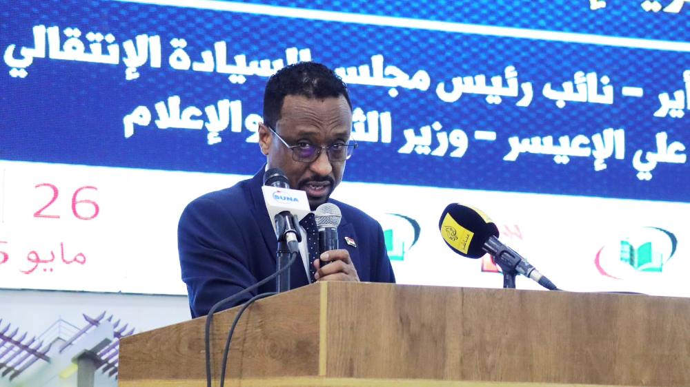 الحكومة السودانية تبدأ مناقشات لتعديل قانون الصحافة