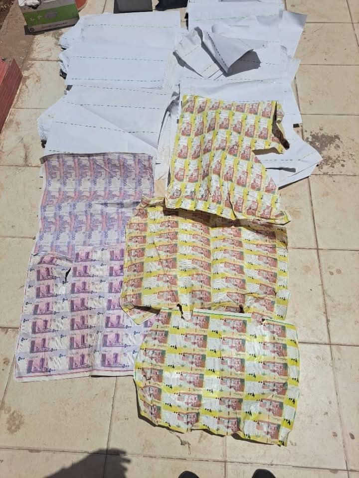 ضبط مركز لتزييف العملة في أمبدة ومتهمين بمضبوطات خطيرة