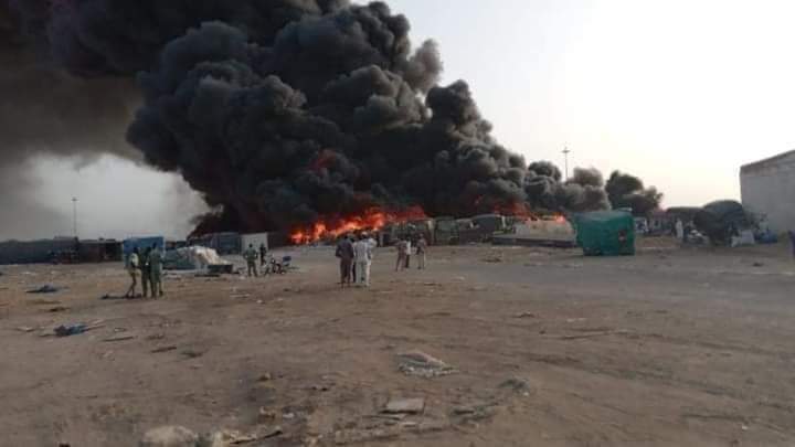 عدم السيطرة على الحريق.. تطورات في حرائق المستودعات ببورتسودان