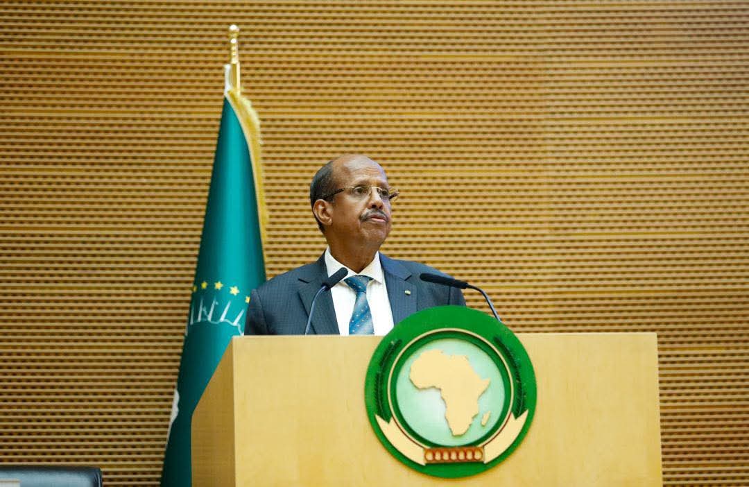 رئيس الاتحاد الأفريقي يرحب بتعيين رئيس وزراء مدني في السودان