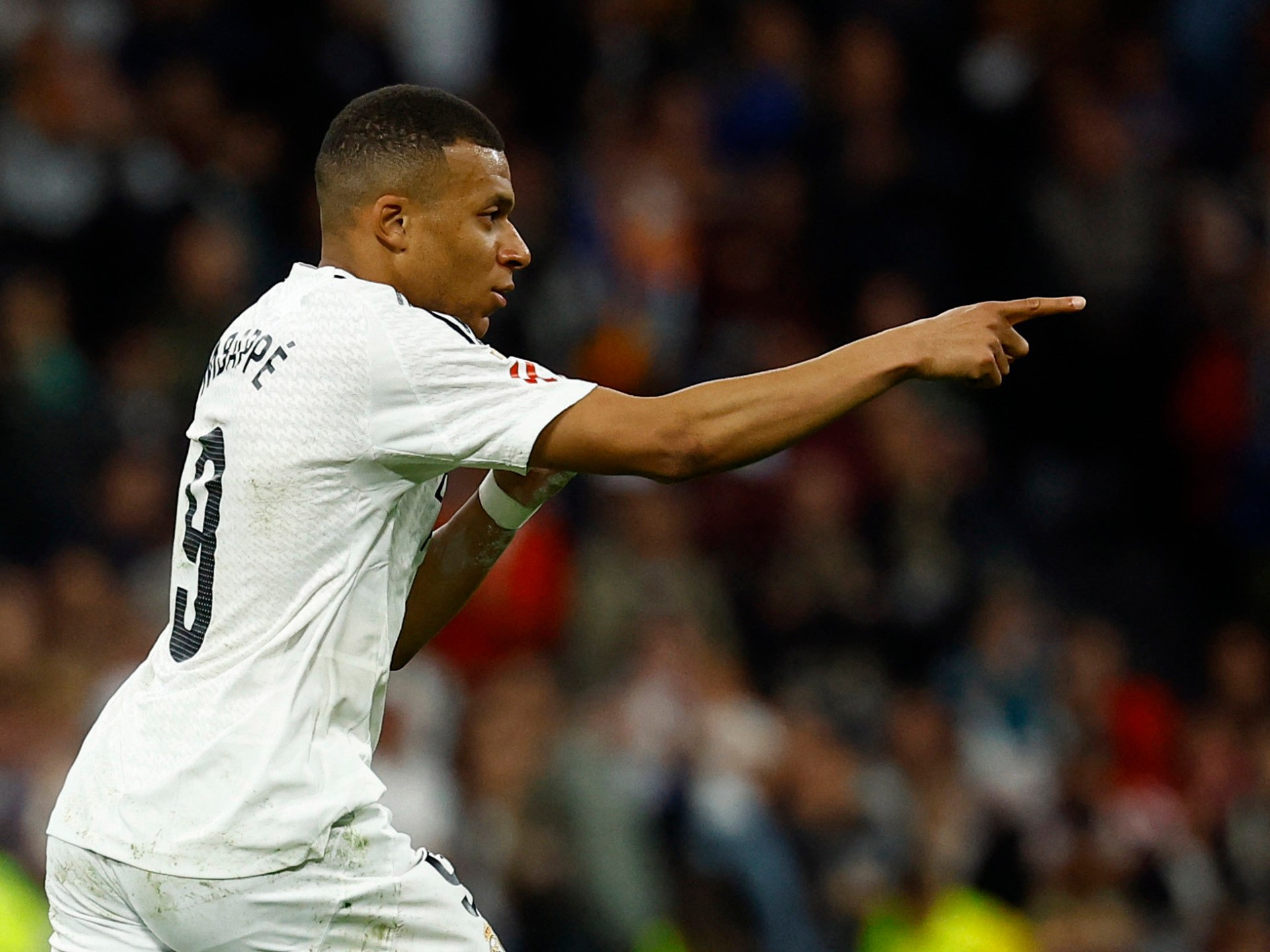 مبابي هداف ريال مدريد يشعل المنافسة على جائزة الحذاء الذهبي