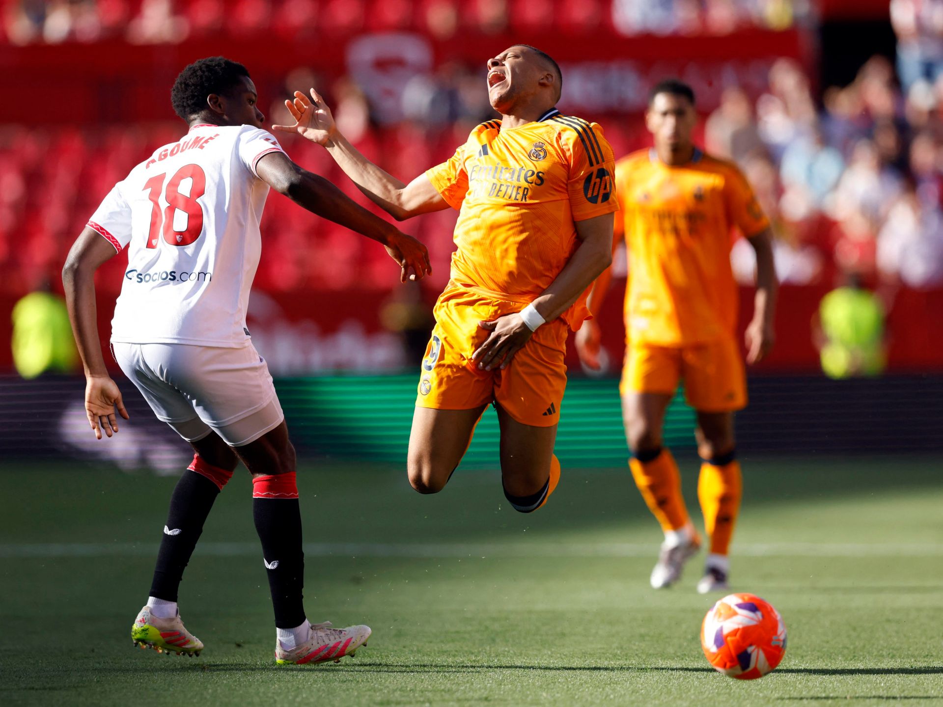 مباشر مباراة ريال مدريد ضد إشبيلية (0-0) في الدوري الإسباني