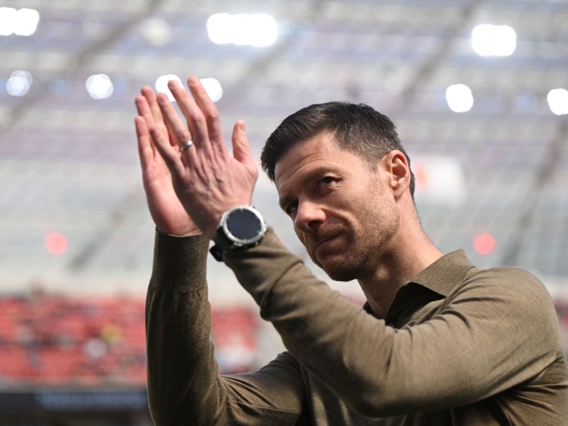 رحيل ألونسو عن ليفركوزن يقربه من تدريب ريال مدريد
