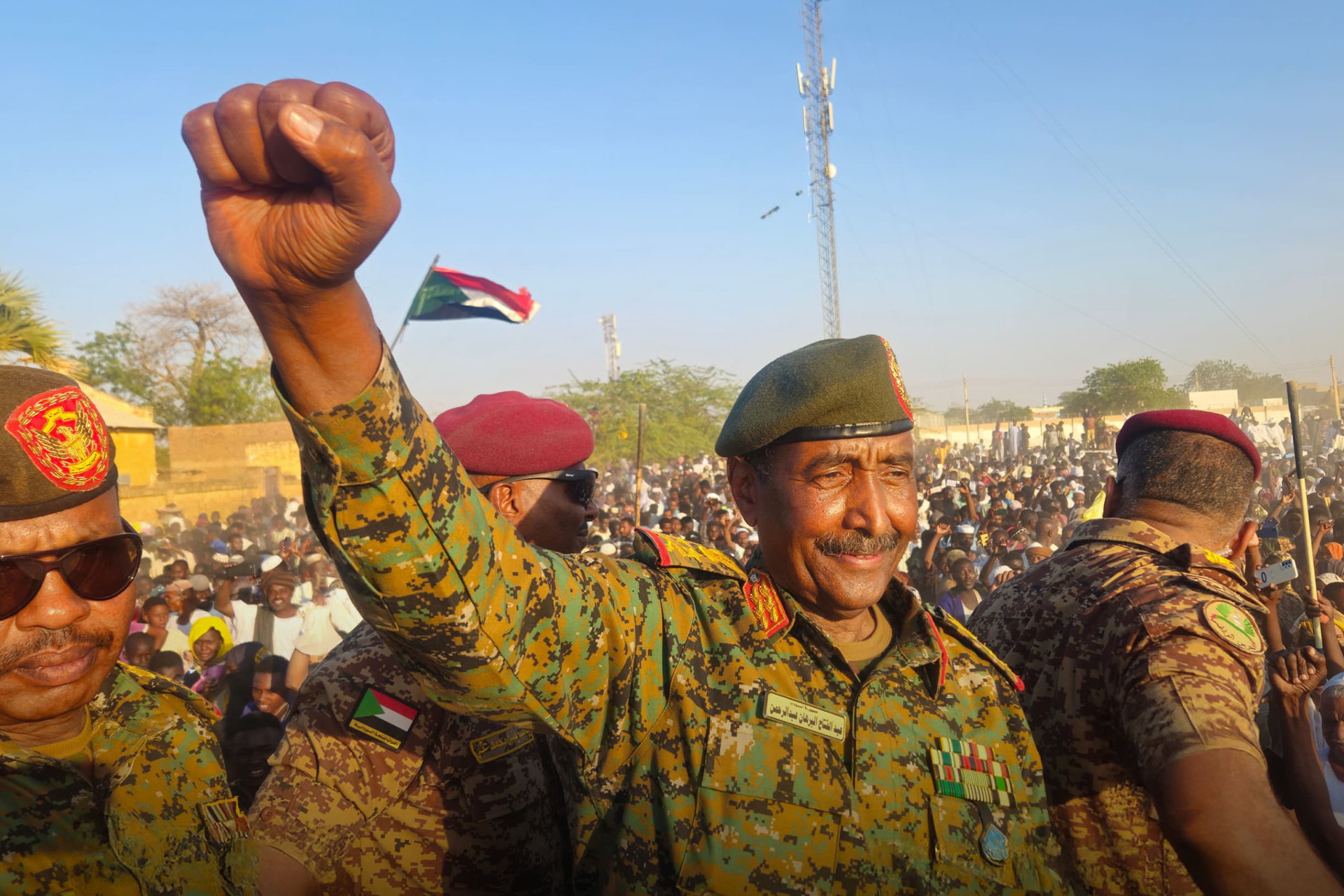 هذه أسباب البرهان في عدم تعيين رئيس للحكومة