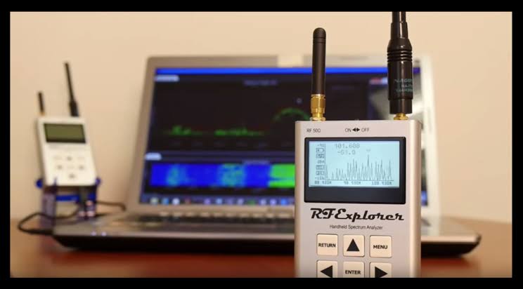العثور على أنظمة روسية RF Spectrum Analyzer في الصالحة