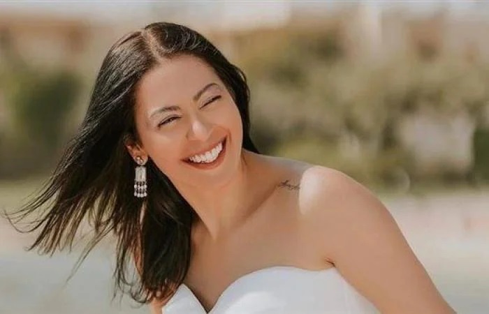 لقاء الخميسي تعرض مسرحية “الملك وأنا” في عيد الأضحى