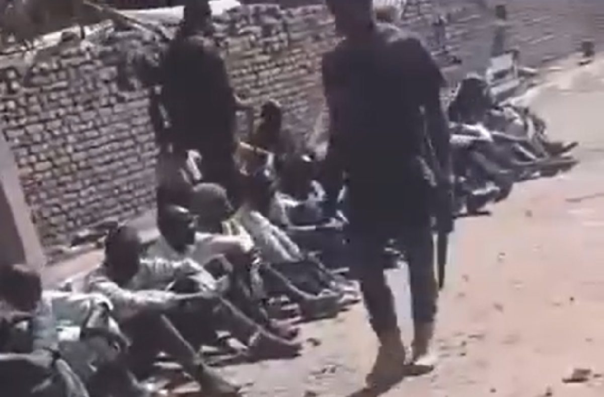 محامو الطوارئ يحذرون من مخاطر حملة “بلغ عن متعاون”