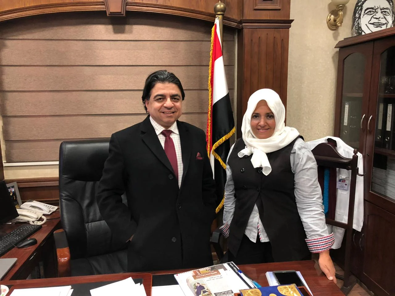 “العين جامدة”.. نجاة الدكتور جمال شعبان بعد انفجار إطار سيارته