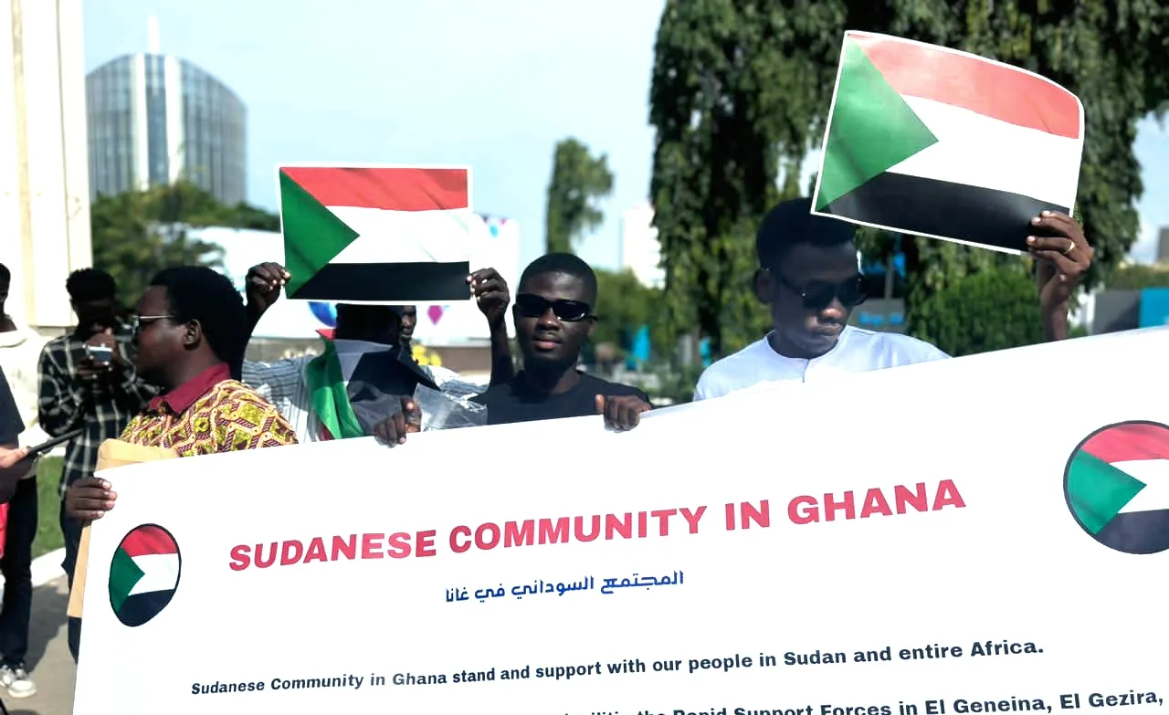 أكرا تهتف للسودان: تضامن أفريقي ضد الحرب والمآسي الإنسانية