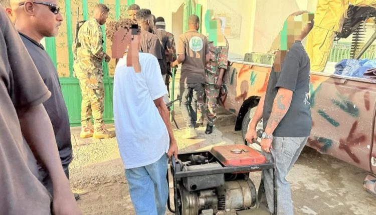 فجرًا.. السلطات في السودان تلقيّ القبض على34 متّهمًا بينهم نظاميين