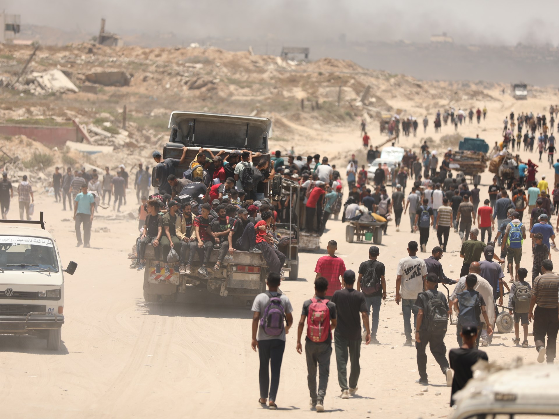 جيش الاحتلال يلقي منشورات في غزة تتضمن آيات قرآنية