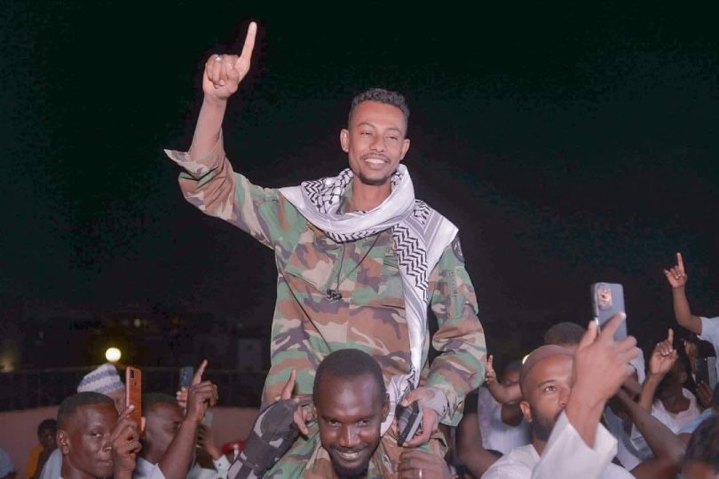 قائد البراء المصباح طلحة : استهــ.ـداف المنشآت الحيوية في البلاد سيتوقف قريبًا