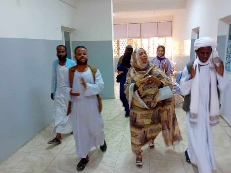 مدير عام وزارة الصحة بولاية البحر الاحمر تتفقد عدد من المؤسسات الصحية ومركز ايوا