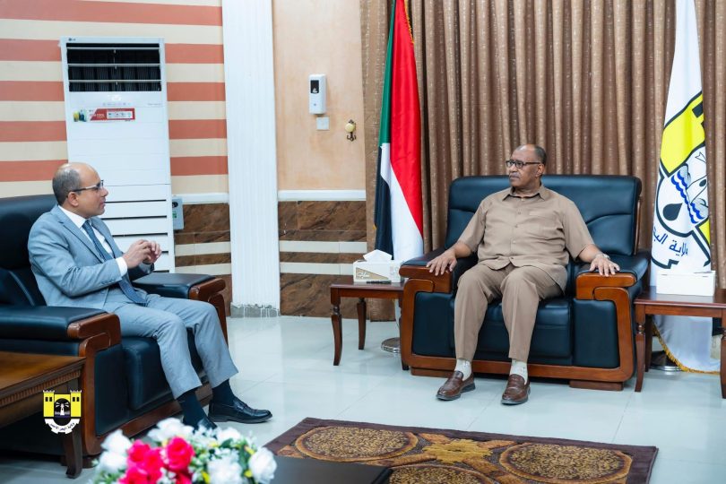والي ولاية البحر الأحمر يلتقي القنصل المصري ببورتسودان