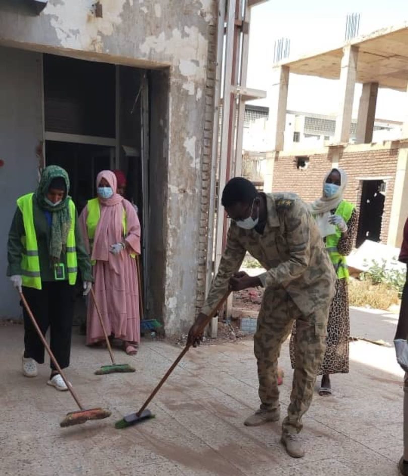 المؤسسة التعاونية الوطنية تدشن حملة نظافة وتأهيل لمستشفى الخرطوم التعليمي