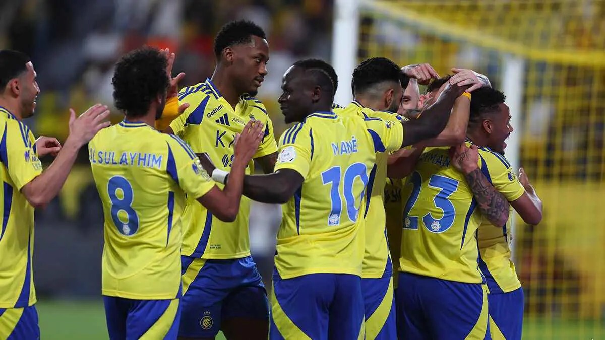 غياب نجم النصر السعودي عن مباراة منتخب بلاده لأداء الحج (صور)
