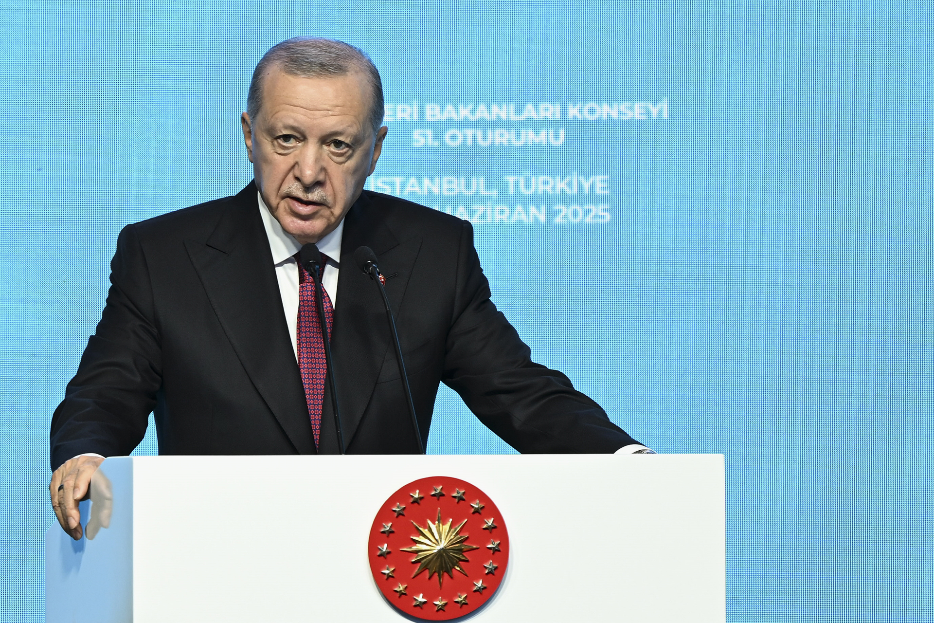 أردوغان: أطماع نتنياهو تجر العالم إلى كارثة مثلما فعل هتلر