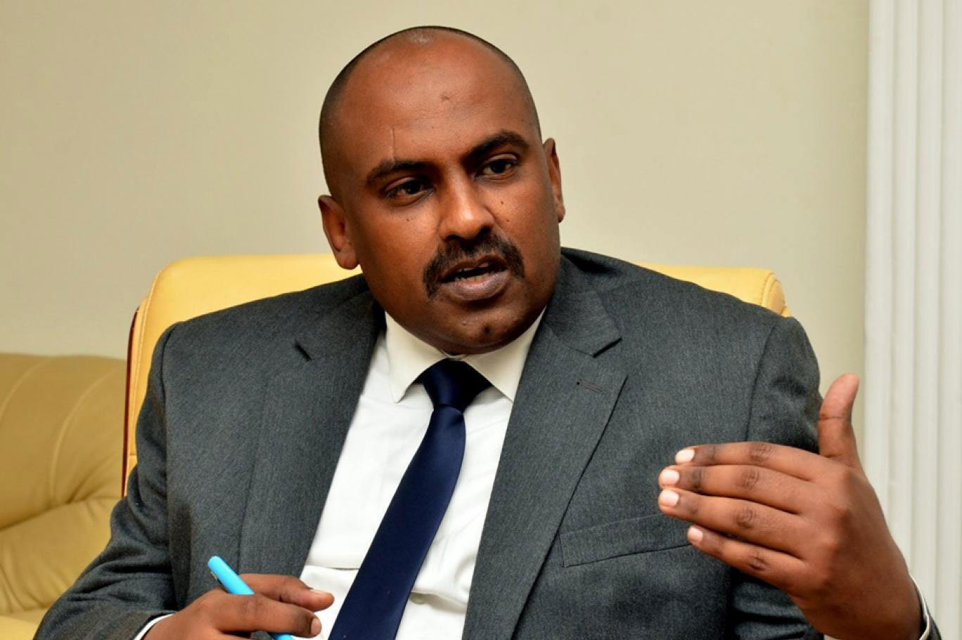 حوار..  محمد الفكي: تحالف الفساد والعنف يقود السودان نحو الهاوية