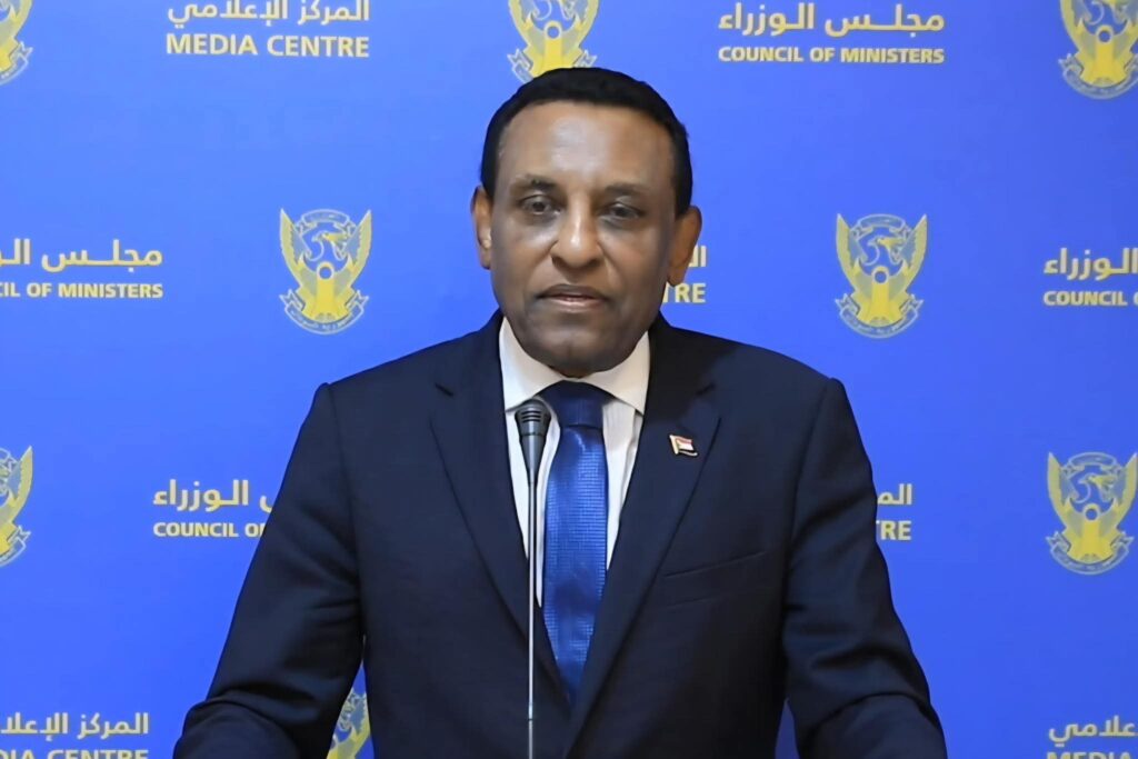 كامل إدريس يفاجئ السودانيين بخطاب تاريخي.. كيف تفاعل الشعب معه؟