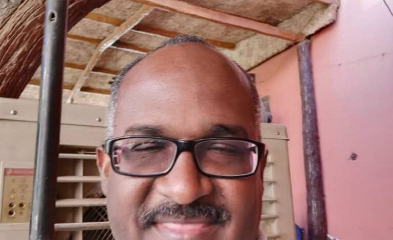 مزاد الصمغ المنهوب.. فارس النور يبيع السودان بالأسواق العالمية