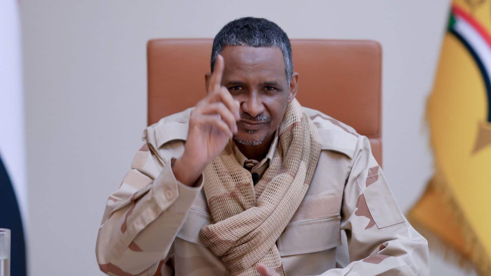 حميتي يتوعد بتصعيد عسكري والتوسع نحو الأبيض والولاية الشمالية