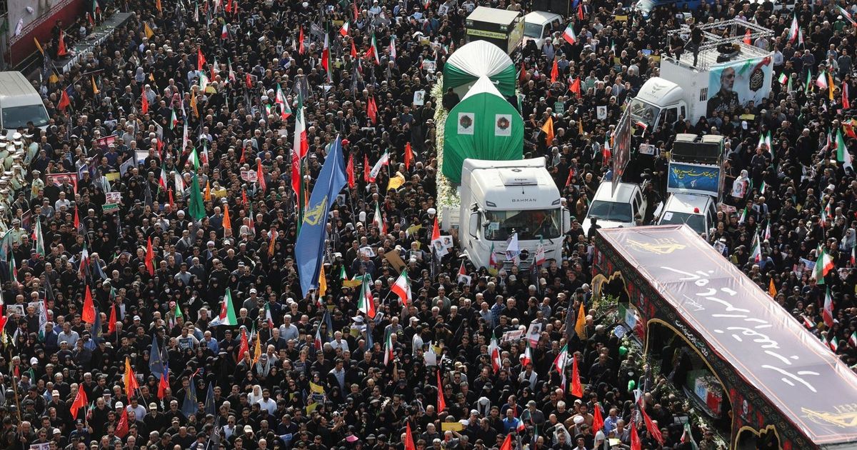 ترمب وإيران.. حرب تصريحات تعزز الغموض بشأن المفاوضات النووية