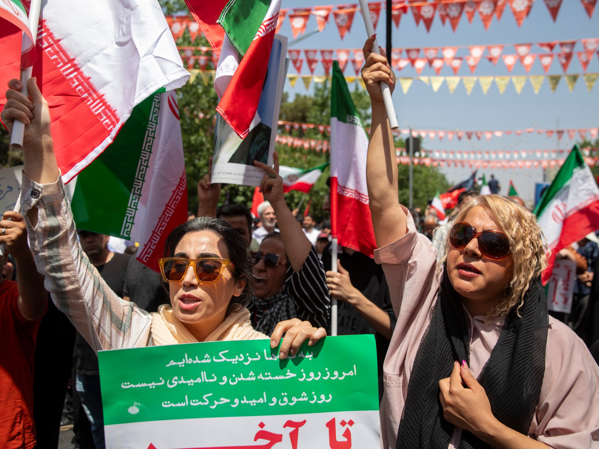 مسؤولون إسرائيليون: النظام الإيراني لم يتصدع بل أحكم قبضته