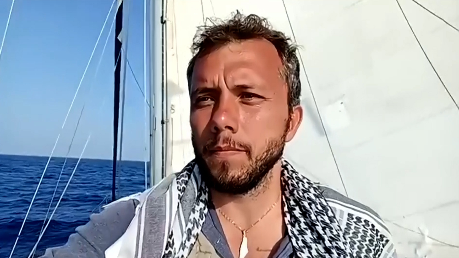 عضو بأسطول الحرية: إسرائيل تعلم أنها على وشك ارتكاب جريمة حرب ضدنا