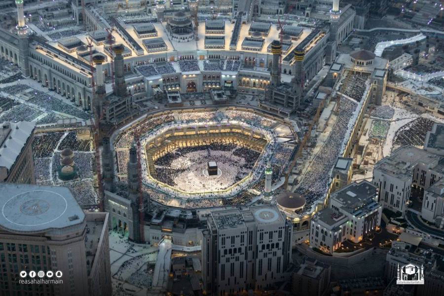 من سيؤم المصلين بالمسجد الحرام فى عيد الأضحى؟