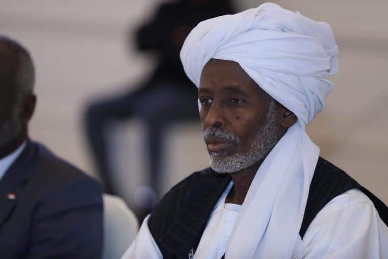 أهل الشرق على لسان ترك: كامل إدريس خيارنا لحل أزمات الوطن