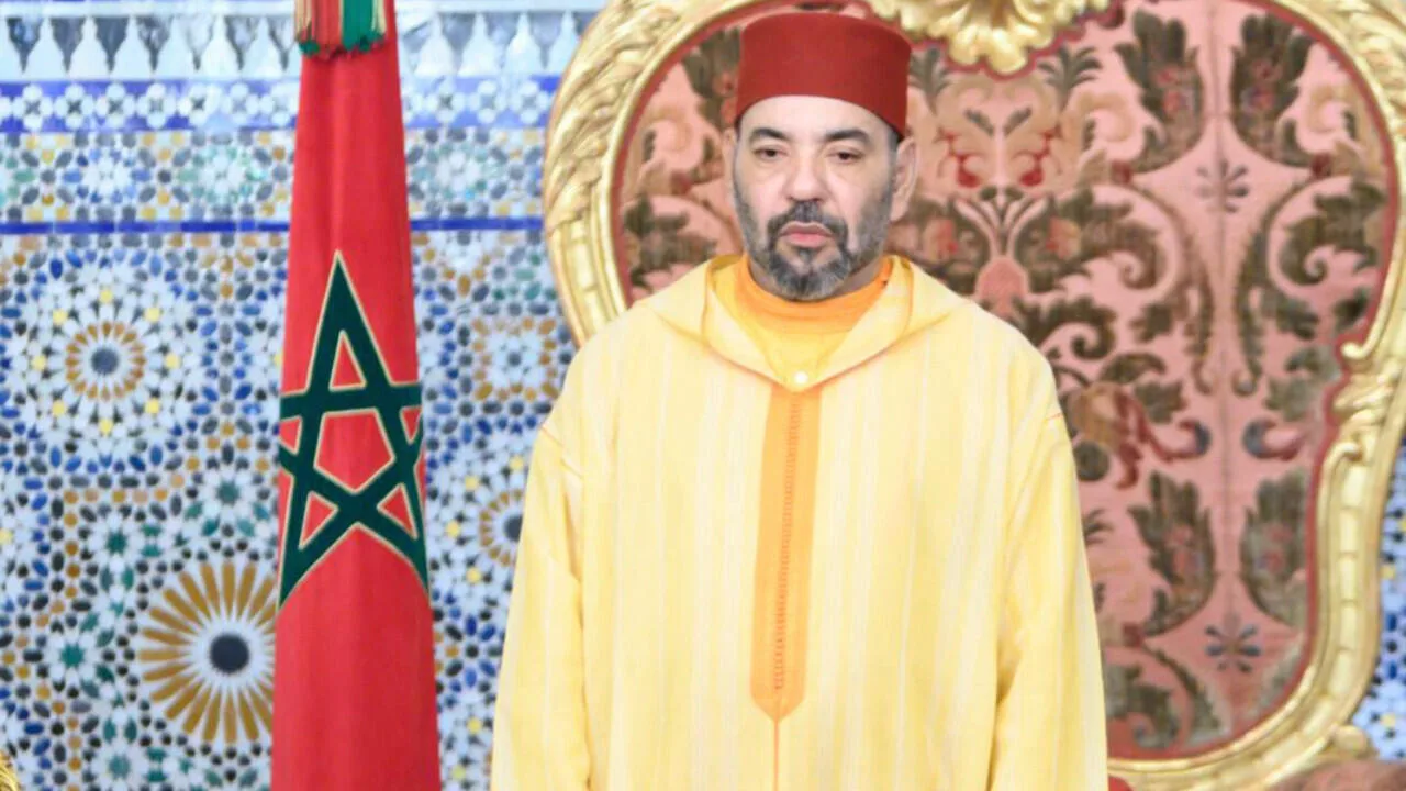 ملك المغرب يدعو المواطنين لعدم ذبح الأضاحي هذا العام ويكشف السبب ..!